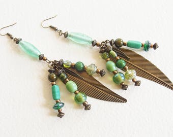 Boucles d'Oreilles Ethniques longues - Au creux de la Forêt - Perles de verre et métal Bronze - Bijou créateur, pièce unique