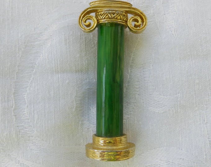 Vintage Bakelite Fur Clip, Corinthian Column Dress Clip, Architectural Jewelry, Greek Column Brooch