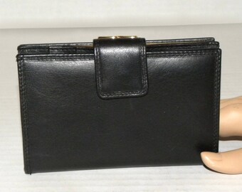 Vintage Black Leather Wallet / Kiss Clasp Coin Purse Bill Fold Card Case Accessory / Luxury made Italy 5.5" x 3.5" x 1"