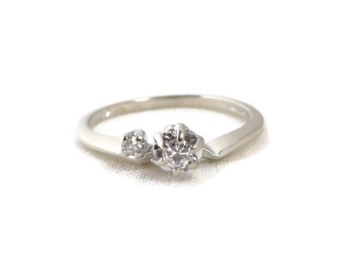 14K White Gold Diamond Ring, Vintage Engagement Ring, 0.14 Carat, Size 7