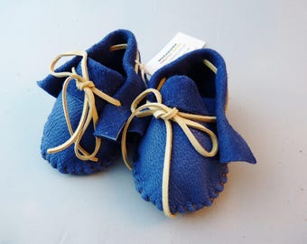 Infant size moccasins made with soft pliable cowhide leather, regalia, native shoes, native american,