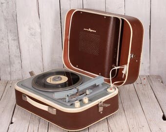 Vintage portable record player USSR "Yunost" - Soviet record player - Old gramophone - Vinyl record player - Working turntable phonograph