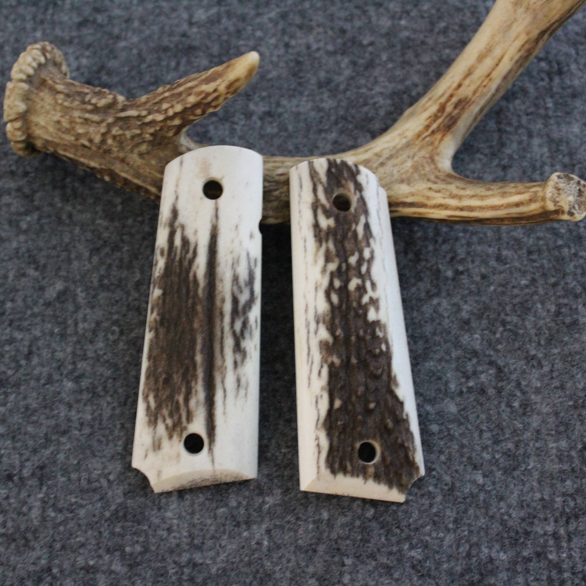 1911 Custom Handmade Elk Pistol Grips Item 540