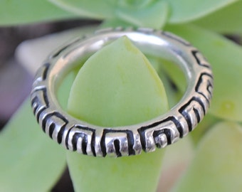 Circle silver ring, circle rings, sterling silver rings, vintage circle ring, vintage circle rings, vintage silver circle rings