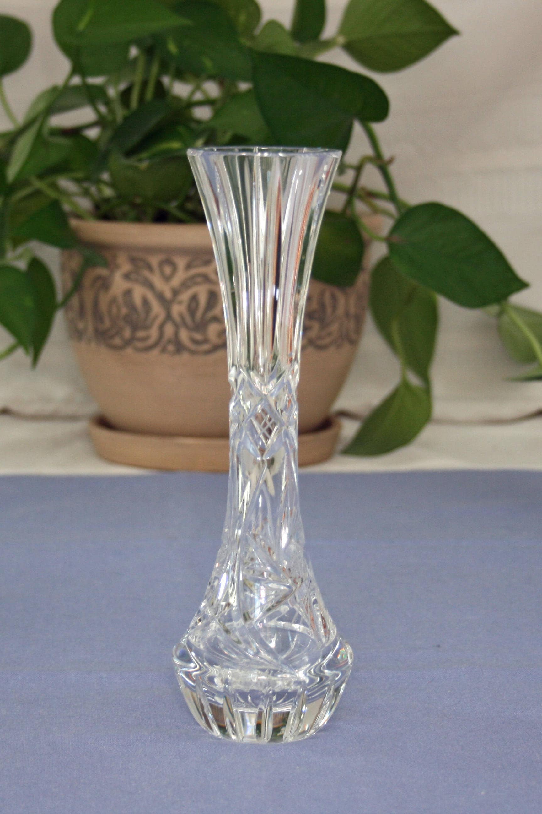 Vintage Lead Crystal Fluted Bud Vase Hand Cut Swirled Star pinwheel ...