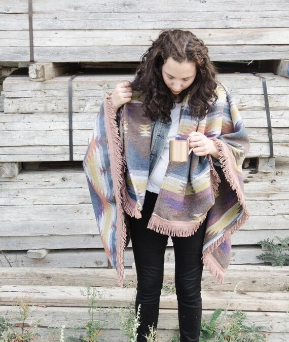 Tribal pattern blanket / Throw with pink trims