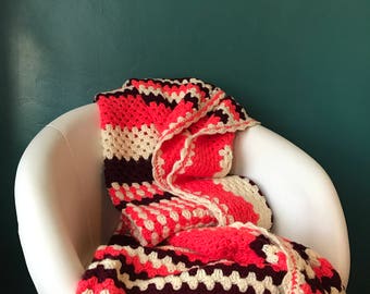 Crimson Feather Quilted Blanket NCU0TH694 main image 1
