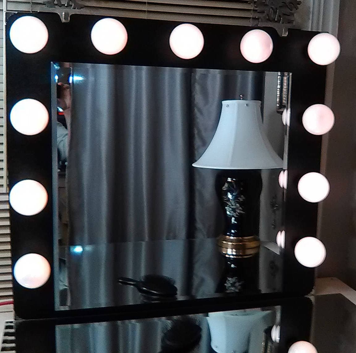 Hollywood Vanity Mirror with Lights