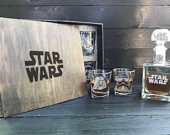Star Wars Whiskey Decanter Set Personalized Decanter Set Gift for Men Groomsmen Gift Whiskey Decanter Whiskey Glasses Personalized Glasses