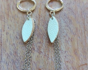 Earrings leather form moniute white sleeper silver-plated chain rhodium plated brass