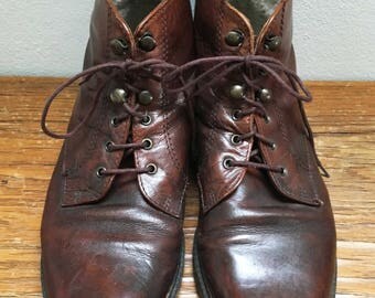 Learn vintage lace up boots size 39