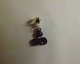 Pendant silver triple spiral or triskele black (Celtic symbol) 16x13mm