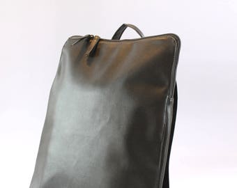 Faustian Round Studs Vegan Leather Black Backpack - Vipera
