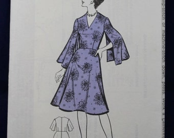 Vintage Sewing Pattern for a Woman's Dress Size 16 - The Sunday People 593