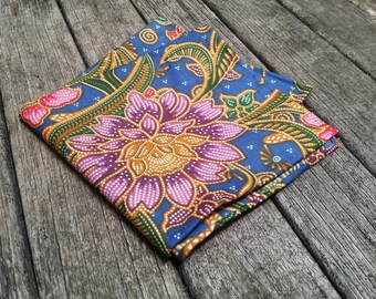 POCKET SQUARE ANTIQUE BATIK main image 1