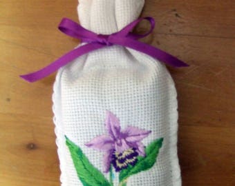 Aida pattern Orchid Lavender canvas bag