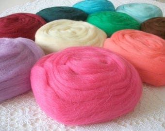 50g 2.5 m wool carded for felting 5875 Rose water & needle.
