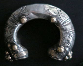 ELEPHANT LEGS BRACELET - Vintage Afghan Kuchi Tribal Jewelry Cuffs Pair - Very Small Wrist