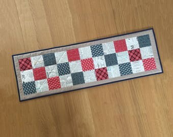 Patriotic Table Runner, Patchwork Table Topper, Quilted Table Mat, Thanksgiving Table Centrepiece, Fabric Table Runner, Kitchen Table Runner