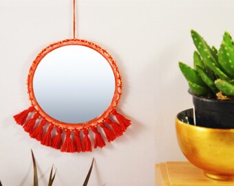 Miroir Tressé avec Pompons Fait-main - Hand-made Braided Miroir with Tassels
