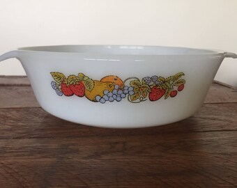 Vintage Anchor Hocking Nature's Bounty Serving Dish Round 1.5 quart 1960s Ovenware