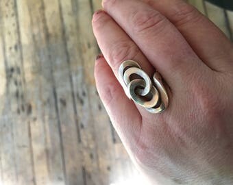 Interlocking circles sterling silver ring, Mexico