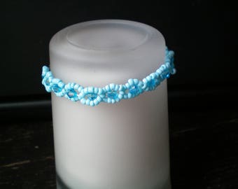 Blue seed beads and plastic Beads Bracelet