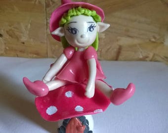 Decoration Figurine: Sam the little IMP on his head in cold porcelain