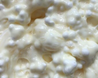 Buttered popcorn slime! Comes with *EXTRAS* 4oz