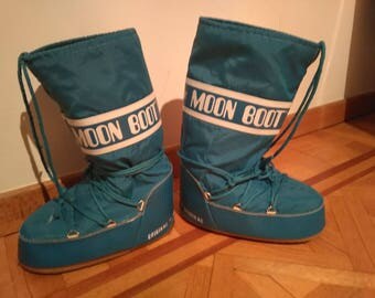 turquoise moon boots