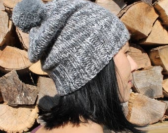 Classical gray hat, Bijoux Tricot, handknit, gray, tuque, winter, sport, unisex, one of a kind