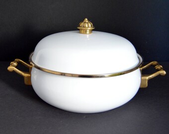 Large White Enamel Pot with Lid and Brass Handles -Vintage French Country Cookware Enameled Round Large Pot Kitchen Decor