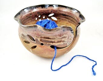 Pottery Yarn bowl, Ceramic Knitting bowl, Yarn organizer in Tan Gold, New Color! - In stock