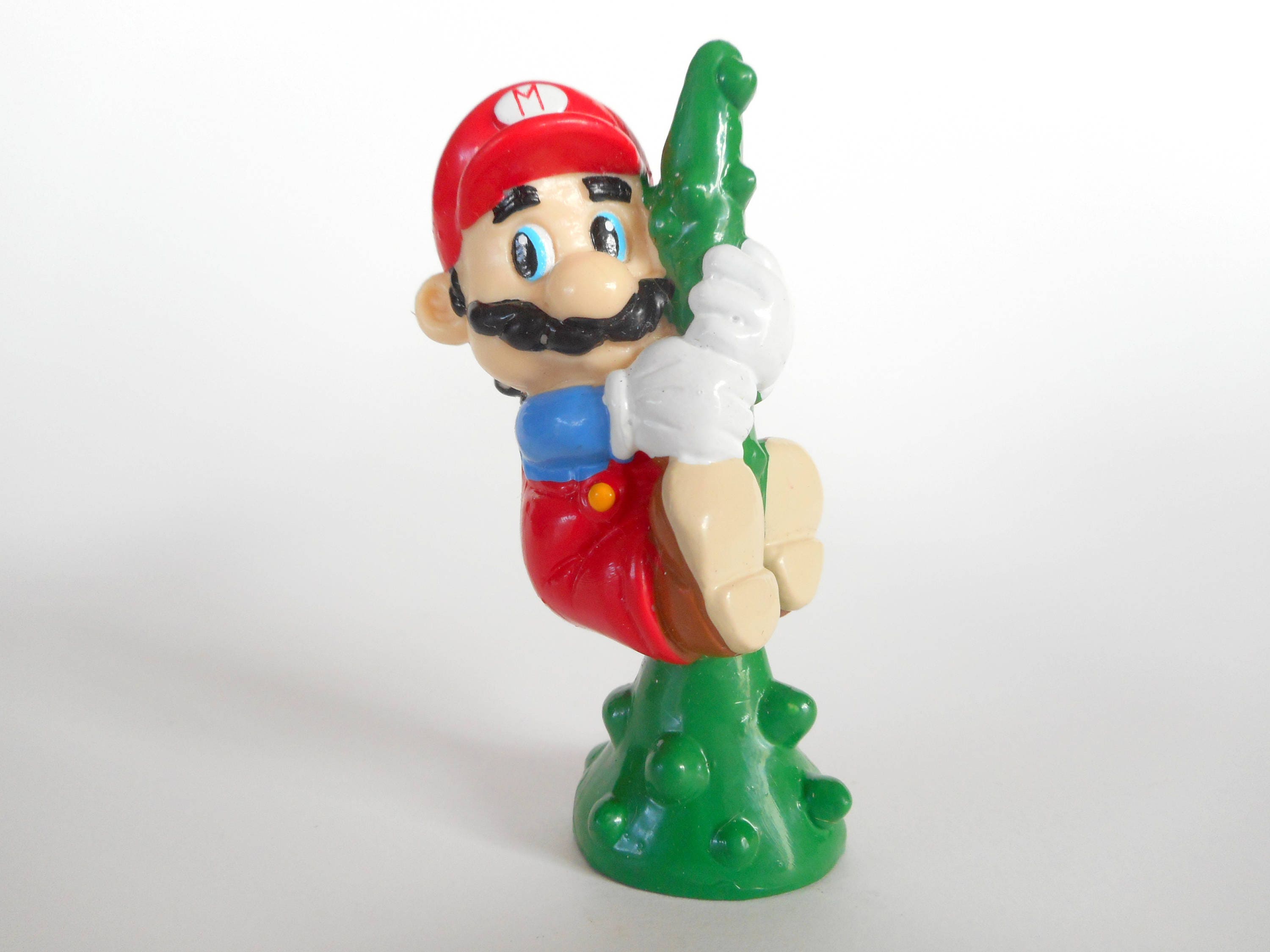 super mario bros figurine