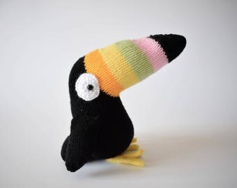 Huffin Puffin toy knitting pattern