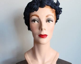 20% Off Sale // 1960s Hat // Daisy Cloche Hat // vintage 60s hat