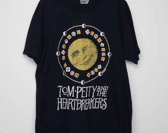Tom Petty Shirt Vintage tshirt 1990 Strange Behavior Tour Concert Tee 1990s The Heartbreakers Blues Country Heartland Rock And Roll