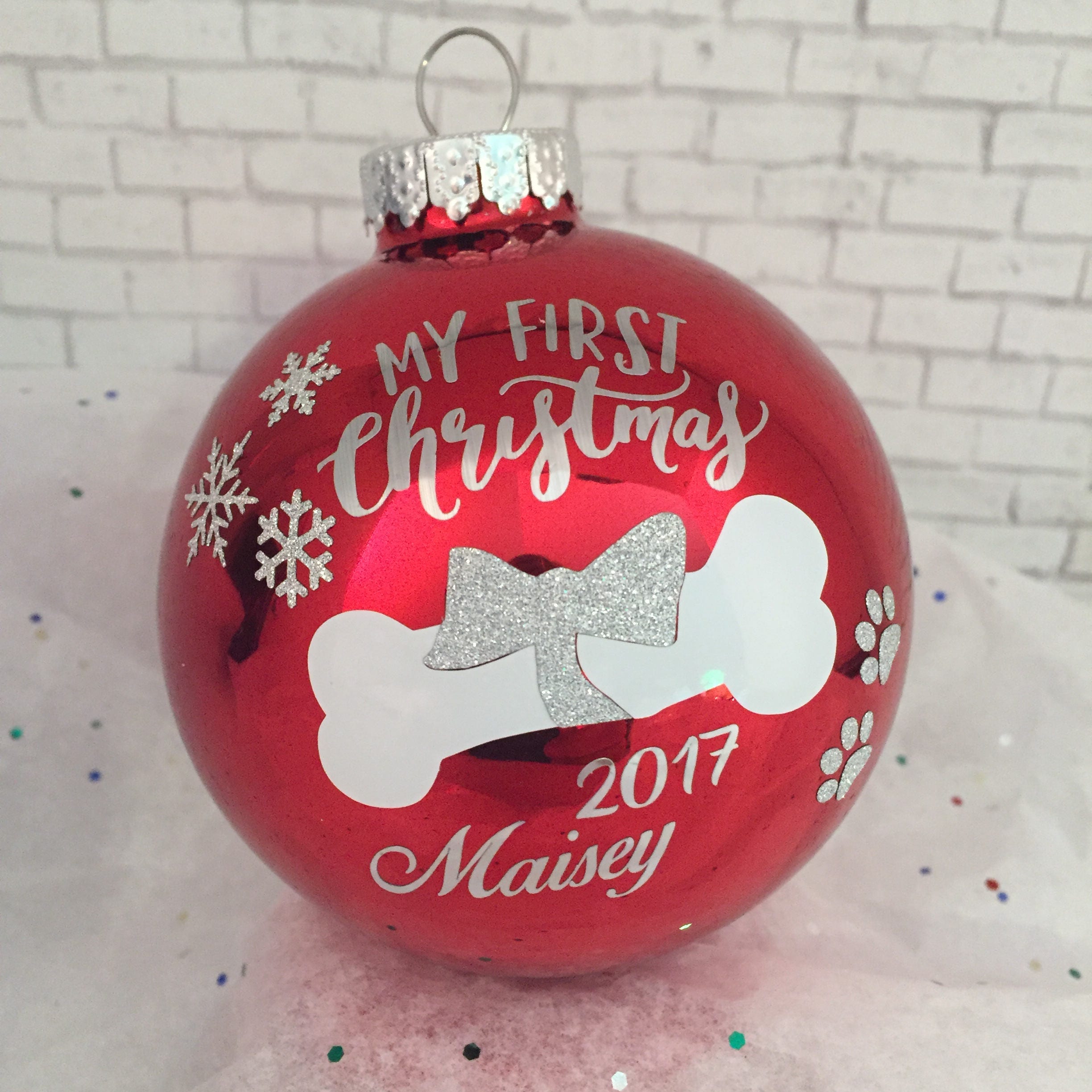 Puppy's First Christmas Ornament
 Personalized Puppy s first Christmas glass ornament in