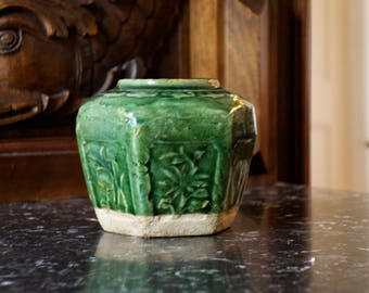 antique chinese ginger jar green