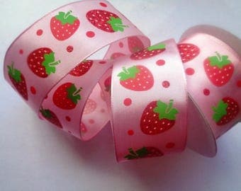 Wired Strawberry Field Ribbon, Pink, 1 1/2 inch wide, 1 yard, For Gift Packing, Wreaths, Center Pieces, Home Decor, Romantic Crafts.