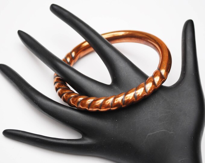 Boho copper bangle -Hollow copper -Ribbed stripped - modern bracelet