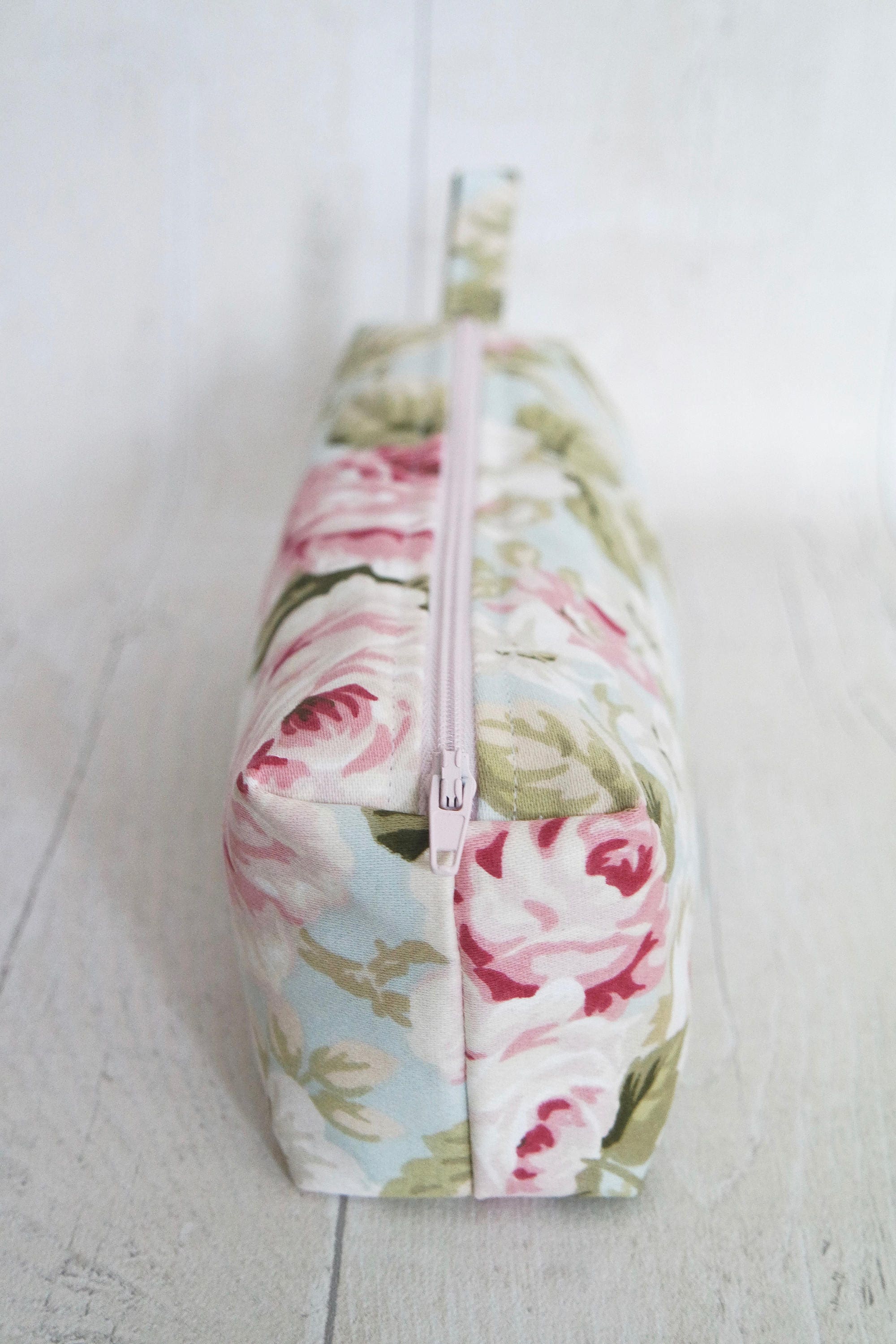 Pencil case/ Makeup bag made with cotton linen fabric and
