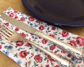 Red, Blue, White Rose / Floral Cloth Napkins, Set of 10, 18 inch - by CHOW with ME