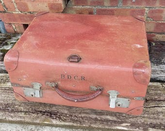 Vintage Luggage Suitcase Storage BDCR