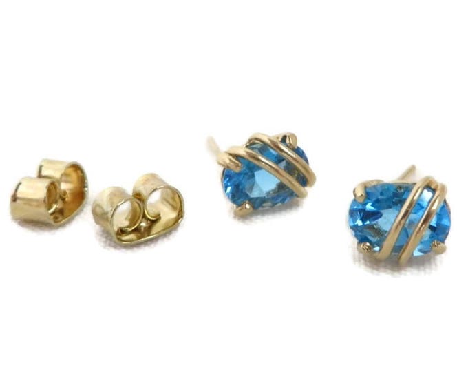 Blue Topaz Earrings, 14K Gold Earrings, Vintage 2 CT Oval Topaz Pierced Stud Earrings