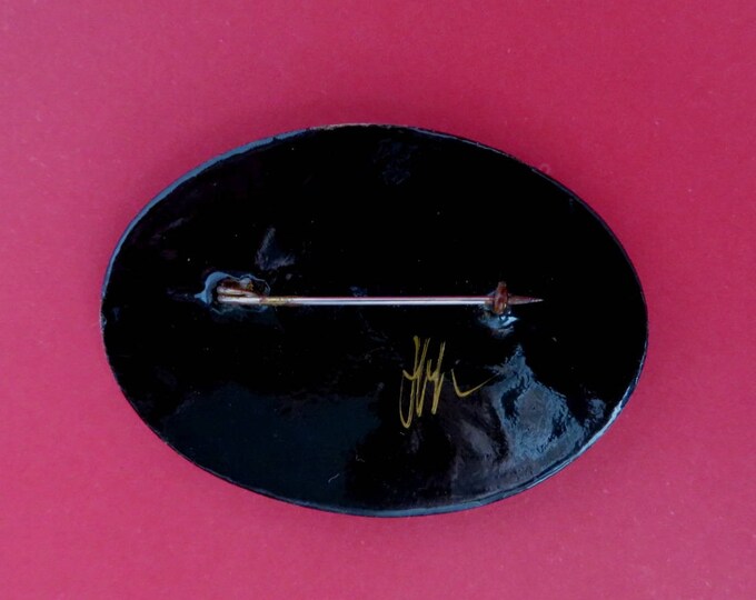 Vintage Hand Painted Russian Brooch, Oval Black Lacquered Pin