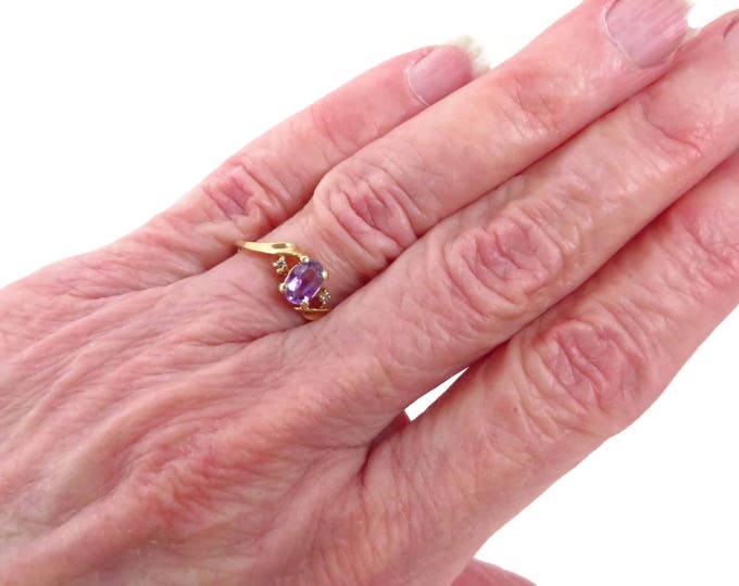 Oval Amethyst Ring, 14K Gold Ring, Amethyst & Diamond Ring, Vintage 0.40 Carat Amethyst and Diamond Accent Ring, Size 6.5