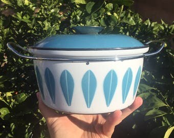 Cathrineholm Light Blue Lotus on White 8" Pot Dutch Oven