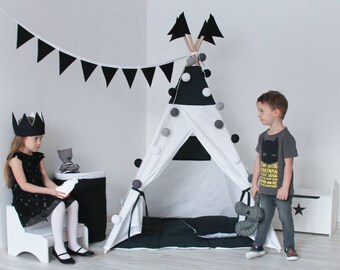READY TO SHIP! Black and White Teepee, Tipi, Play Tent, Play House, Nursery, Teepee Tent, Kids Teepee, Wigwam, Indoor