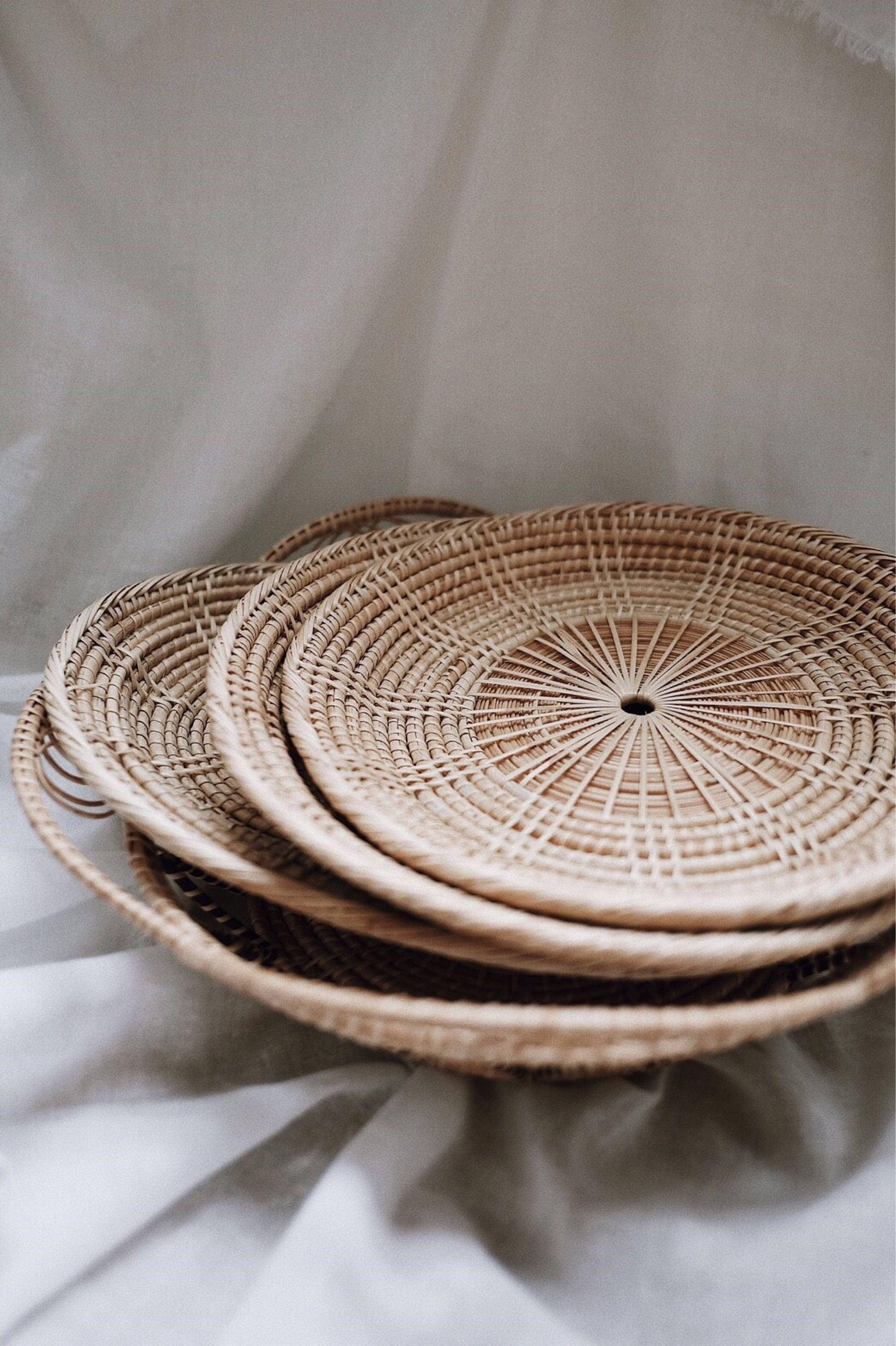 Round Hand Woven Rattan Plate 22 x 3 cm Wall decoration
